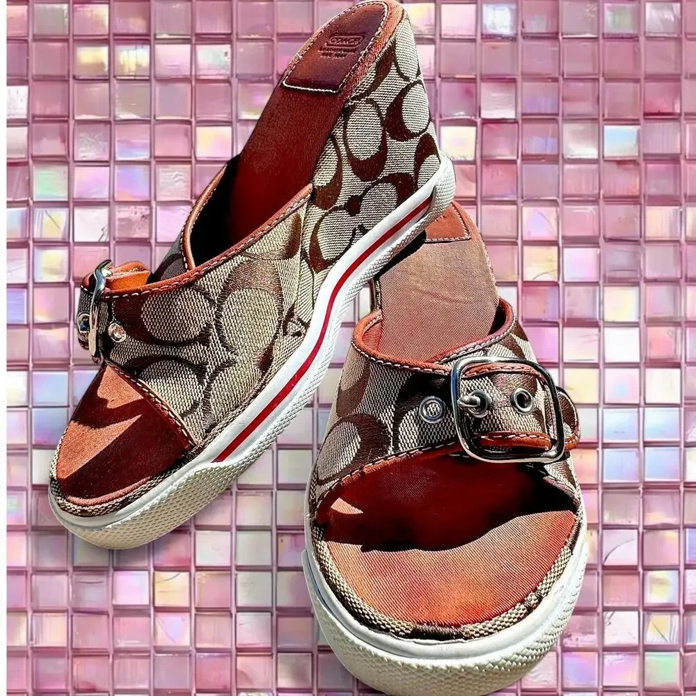 Super cute vintage coach wedge